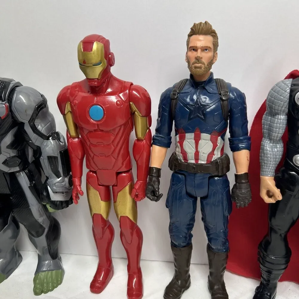 🔥Lot of 7 - Hasbro Marvel & DC 12